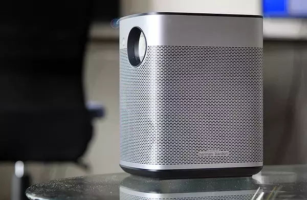 XGIMI HALO SILVER プロジェクター 最高のプロジェクター「XGIMI halo 