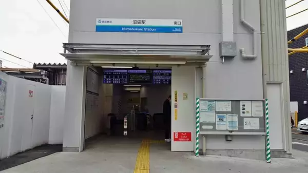 「変身中の沼袋駅です【駅ぶら04】新宿線19」の画像