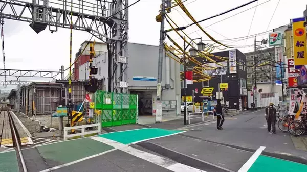 「変身中の沼袋駅です【駅ぶら04】新宿線19」の画像
