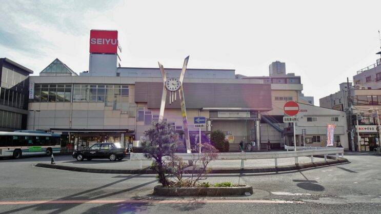 利用者のとても多い駅です【駅ぶら04】新宿線65