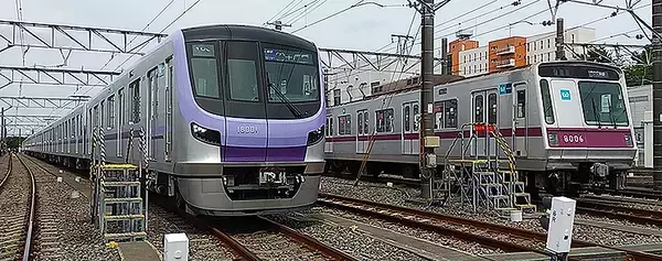 「半蔵門線 18000系 登場で7形式、相互直通運転路線がよりカラフルに」の画像