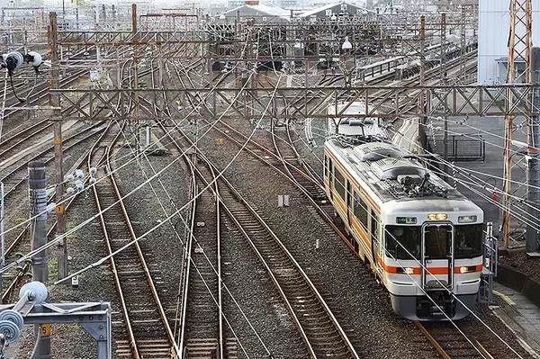 クイズ：明治21年開業