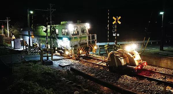 「秩父鉄道が Plasser ＆ Theurer 社製 新型マルチプルタイタンパーを導入、8/28に新旧マルタイ SL EL撮影会開催」の画像