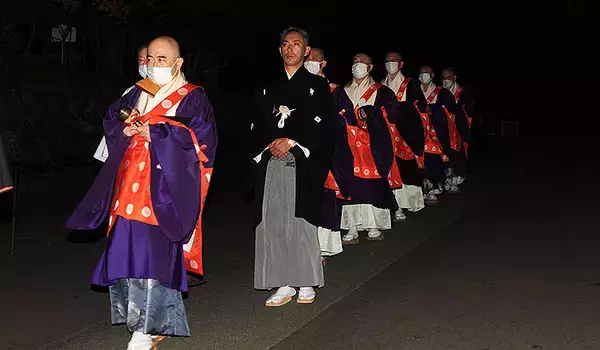 「比叡山延暦寺「不滅の法灯分灯式」に挑む市川海老蔵 京都平安大使「世界に届け 希望の祈りと灯り」親子共演前夜に」の画像
