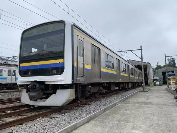 209系「無塗装」車両撮影会、伊豆急行線開業60周年記念で開催へ