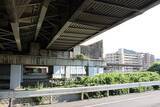 「もう1線つくれるようになってる新下関駅と新幹線100系4両編成」の画像4