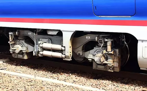 国土交通省、鉄道車両 台車枠の検査マニュアルを一部改正＿新幹線台車き裂発覚などを受けて