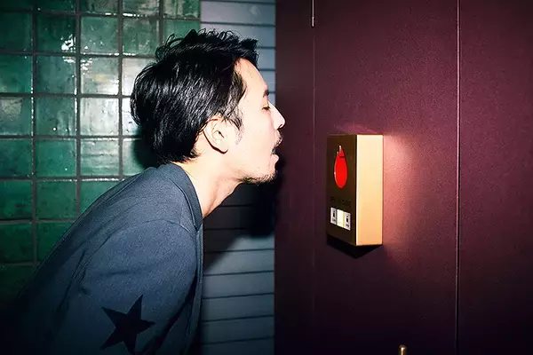 「息きれいにして壁ドン！ 初対面の小柳津林太郎と渡辺早織が挑戦＿4月15日まで体験OK、手がけたのはあのリステリン」の画像