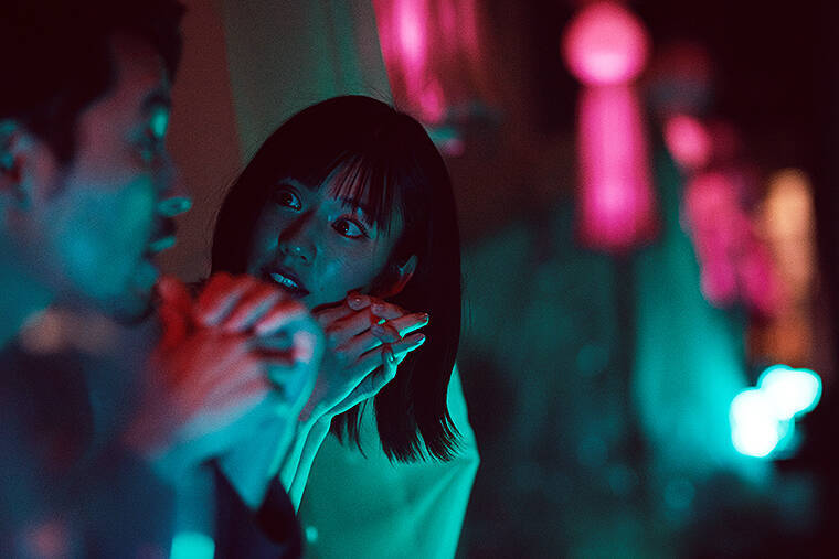 息きれいにして壁ドン！ 初対面の小柳津林太郎と渡辺早織が挑戦＿4月15日まで体験OK、手がけたのはあのリステリン