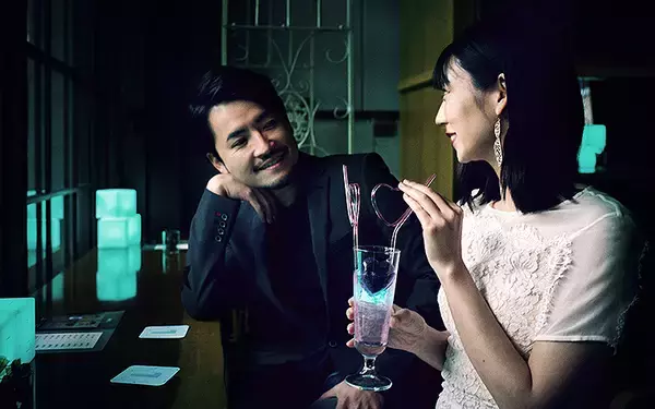 「息きれいにして壁ドン！ 初対面の小柳津林太郎と渡辺早織が挑戦＿4月15日まで体験OK、手がけたのはあのリステリン」の画像