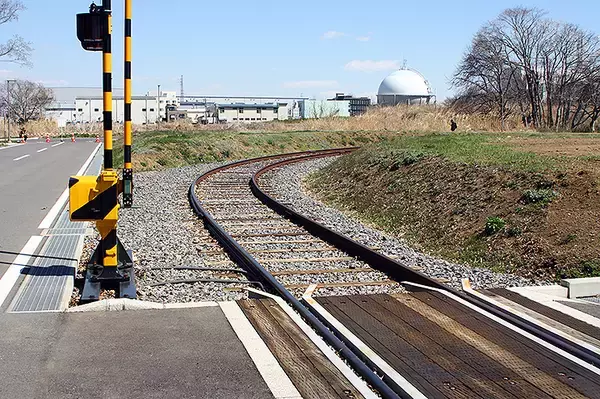 「千葉県柏市の住宅街にある標準軌、わずか333mの線路【写真】」の画像