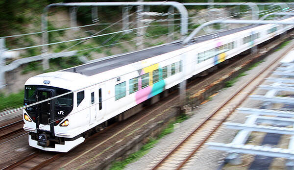 8 10 8 12の新宿さざなみ1号4号は松本車両センターあずさ色のe257系で運転かも 19年5月18日 エキサイトニュース