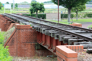 日本煉瓦製造 専用線をチャリで、日本最古のポーナル型プレートガーダー橋をガチで