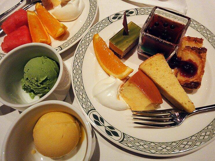 本場アメリカLAスタイルで高感度ローストビーフ 「ロウリーズ・ザ・プライムリブ」恵比寿はこの夏3000円台から