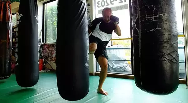 「キックボクシング新時代を切り開くキーマン、武田幸三が熱く語る＿8/4 KICK ORIGIN ジャパンキックボクシング協会旗揚げ戦＠後楽園ホールの直前に治政館ジムで」の画像