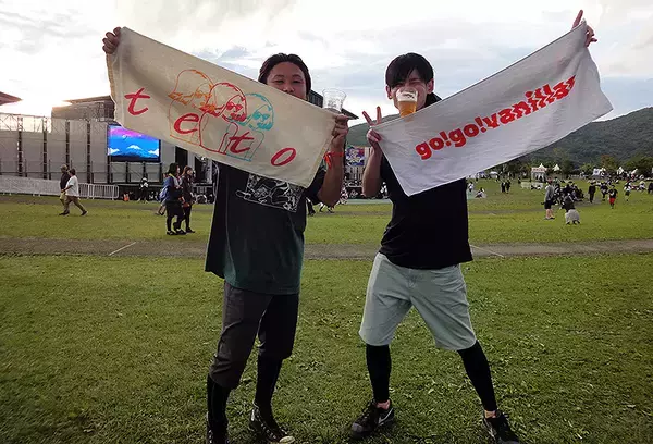 「【SWEET LOVE SHOWER 2019】ラブシャあるある泥だらけディッキ女子、teto好き男子＿みんなのハッピーな笑顔」の画像