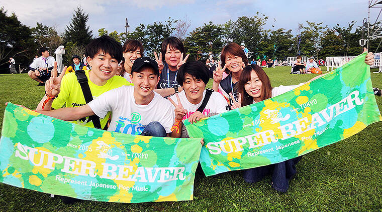 【SWEET LOVE SHOWER 2019】キュウソ＆サカナ好き女子に、SUPER BEAVER ガチファン＿みんなのハッピーな笑顔