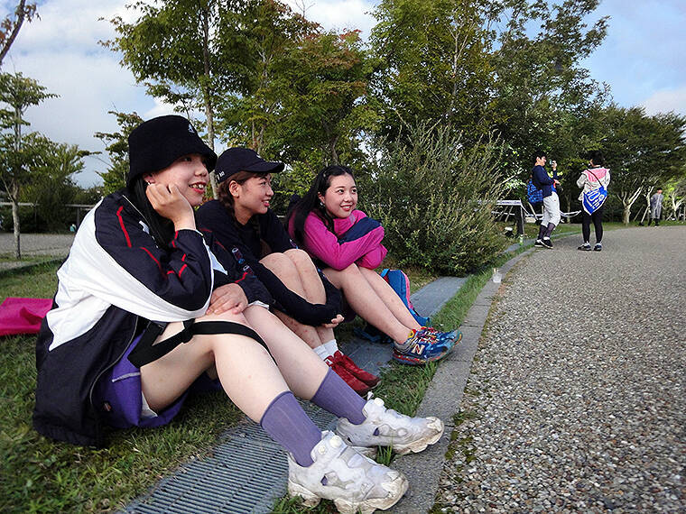 【SWEET LOVE SHOWER 2019】マキシマムザホルモン好き親子にまったり女子3人組＿みんなのハッピーな笑顔