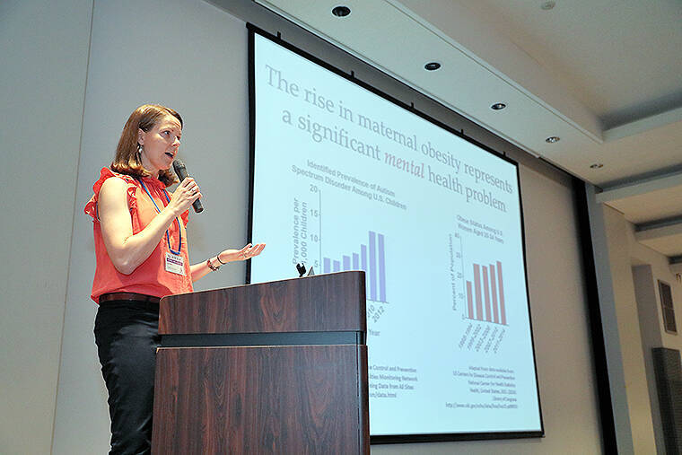 「動物との共生がもたらすヒトの心身の健康」を探求する国際シンポジウムに500人を超える聴講者、麻布大学で7月29日に実施