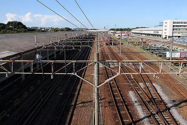 「JR貨物 横浜羽沢駅が着発線荷役方式導入、ホーム拡張や線路増設で11月30日から新サービス展開」の画像