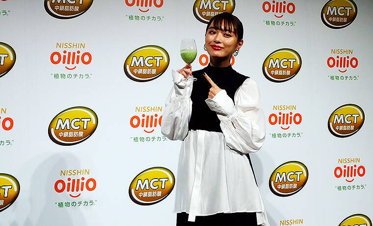 ダイエットや美ボディにいまMCTオイル！ 内田理央や長友佑都も愛用するその機能とは？