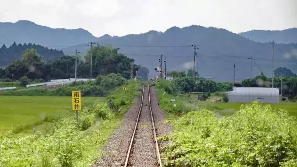 「ホームが蒲鉾板の様に反ってる　水郡線全駅18【50代から始めた鉄道趣味】207」の画像