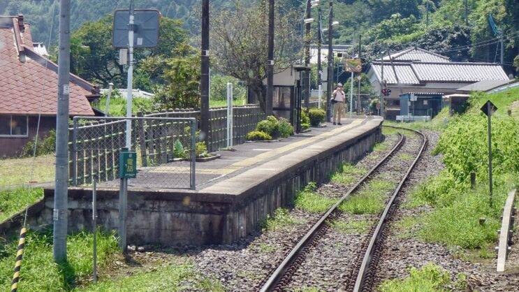 ありえね〜　駅出入口に蜘蛛の巣！　水郡線全駅28【50代から始めた鉄道趣味】217