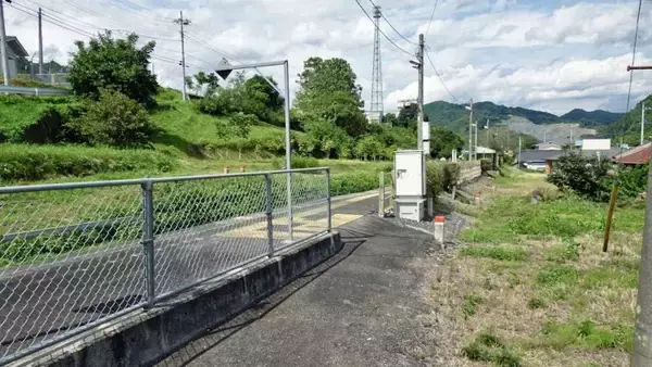 「ありえね〜　駅出入口に蜘蛛の巣！　水郡線全駅28【50代から始めた鉄道趣味】217」の画像