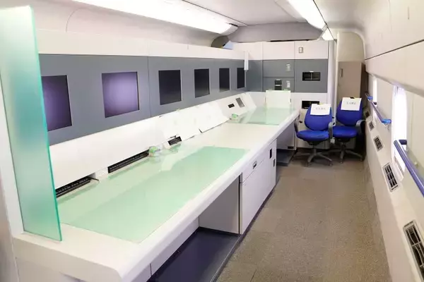 「ドクターイエローの車内ってどうなってるの？「新幹線なるほど発見デー」で裏側を見学」の画像