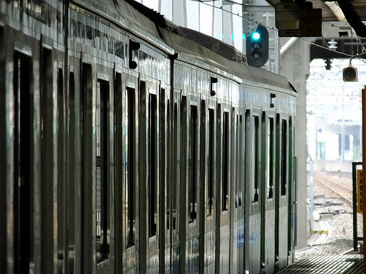 いまも都心を走る9系 東京臨海高速鉄道70 000形の年 19年10月22日 エキサイトニュース