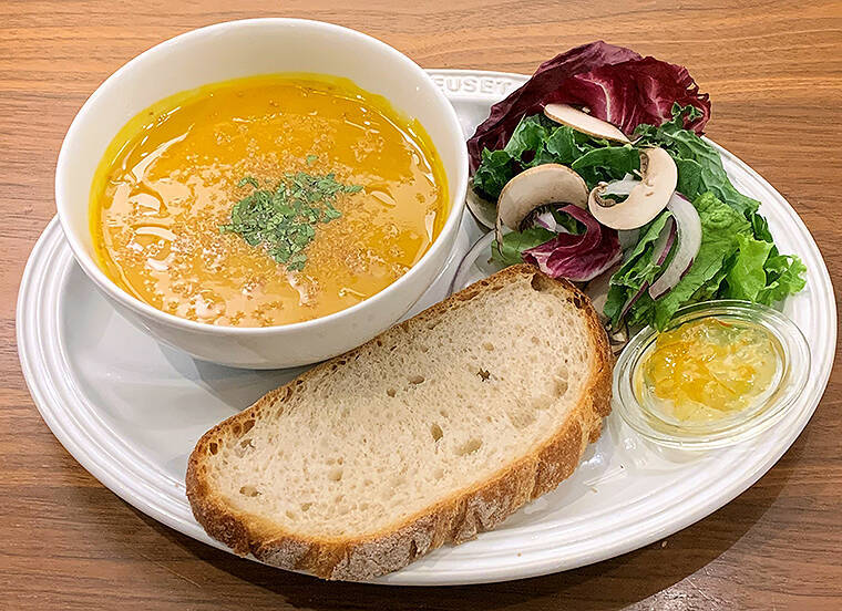 植物性＋動物性 ダブルたんぱく で美ボディへ！ 人気カフェと筋肉系宅配食に期間限定コラボメニュー 11/7から！