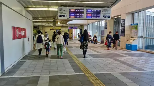 「商店などなくて 真っ暗な駅前でしたが【駅ぶら01】小田急江ノ島線26」の画像