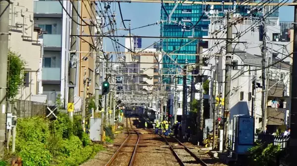 「JR代々木駅まで直線距離で150ｍ程なのに閑静【駅ぶら01】小田急線50」の画像