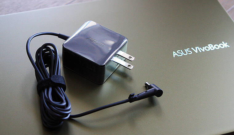 ASUS VivoBook S15 S531FA 鮮烈デビュー！ エイスース最新モダンPCの優れたデザインと高い性能を全方位でチェック！