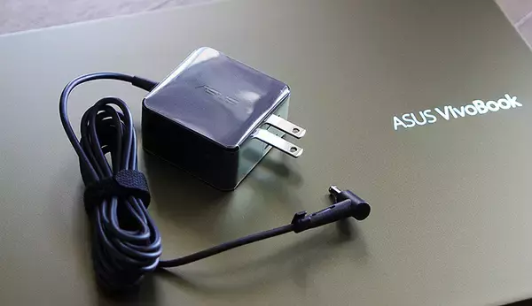 「ASUS VivoBook S15 S531FA 鮮烈デビュー！ エイスース最新モダンPCの優れたデザインと高い性能を全方位でチェック！」の画像