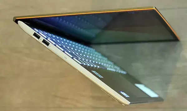 「ASUS VivoBook S15 S531FA 鮮烈デビュー！ エイスース最新モダンPCの優れたデザインと高い性能を全方位でチェック！」の画像