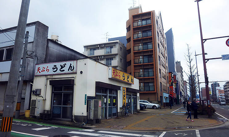 福岡市地下鉄空港線 唐人町駅前の天ぷらうどんは九州最強と思うけん 年1月6日 エキサイトニュース