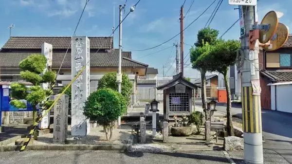 「首無し地蔵尊の祟（たたり）？【木造駅舎カタログ】桜井線04/155　柳本駅」の画像