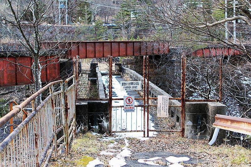 足尾線 廃線跡と産業遺産をめぐる自分リセット時間、銅山のまちから日光市街へ路線バスで峠越え…日光・足尾ルートパスでおトク旅