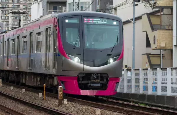 京王電鉄【乗降人員ランキング】過去4年で乗降客が急伸したトップ3駅は？リニア新駅「橋本」や 再開発効果、新宿･渋谷･吉祥寺などの動向も