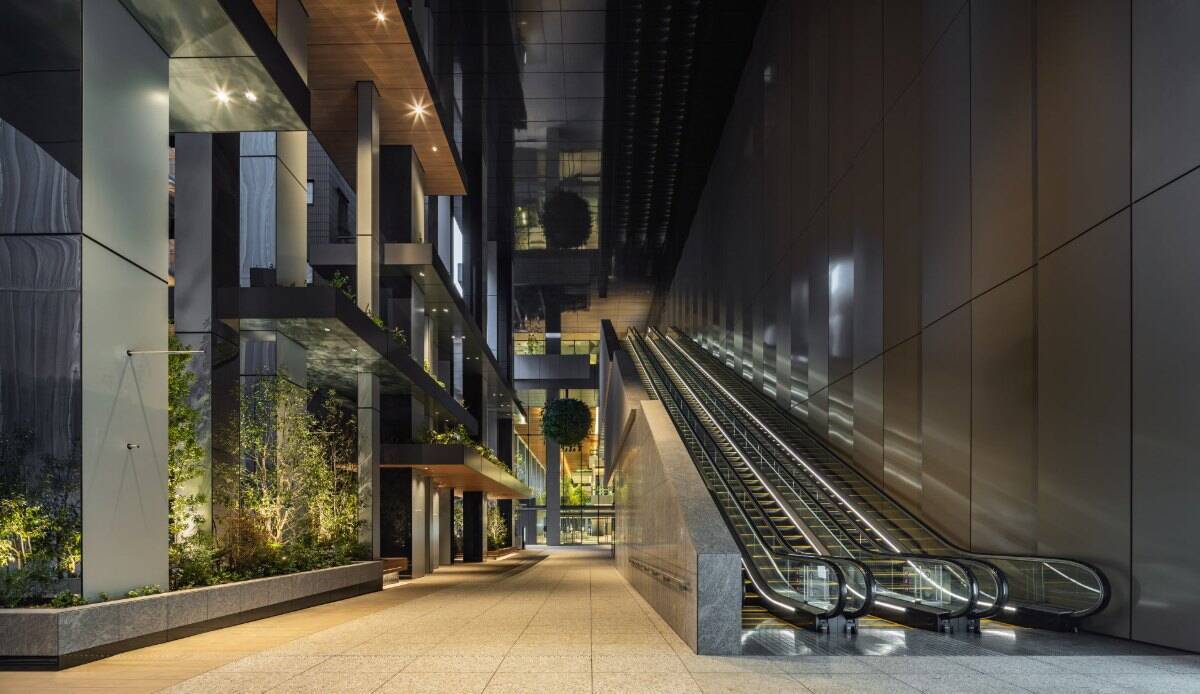 東京駅直結「TOFROM YAESU TOWER」竣工！八重洲口の51階･巨大複合ビルに劇場･60店のショップ･医療施設も、3/20バスターミナル拡大