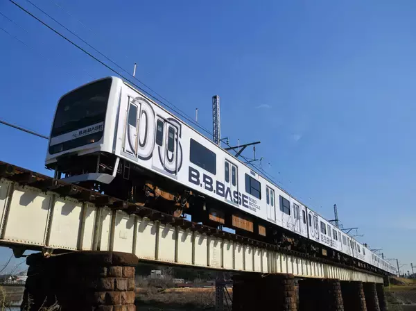 普段は房総を走る「B.B.BASE」が群馬へ！？ クラフトビールと地酒を楽しむ特別列車ツアーで上尾～横川間団臨