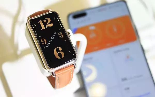 「高速で安定 安全、250以上のデバイスに接続！ メッシュWi-Fiルーター HUAWEI WiFi Mesh 3 の注目ポイント」の画像