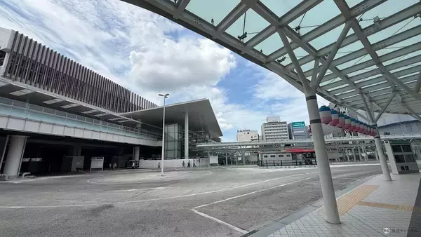 【JR新潟駅】万代広場ペデストリアンデッキ開通でバス・タクシーの「シームレスな乗り換え」が加速！ 2027年春にはいよいよ全面完成へ