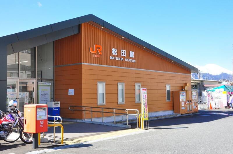 富士山×河津桜×菜の花の絶景「まつだ桜まつり」2026開催！ミニSLなど見どころとアクセス情報まとめ（神奈川県松田町）