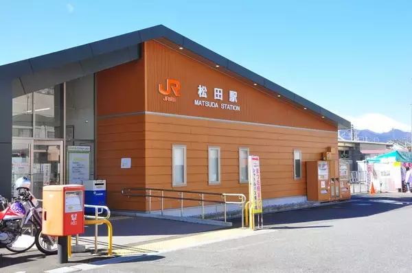 「富士山×河津桜×菜の花の絶景「まつだ桜まつり」2026開催！ミニSLなど見どころとアクセス情報まとめ（神奈川県松田町）」の画像