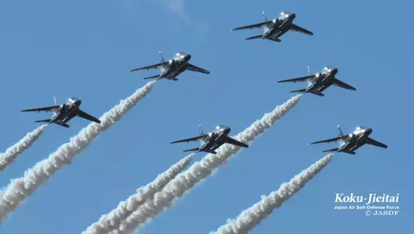 「2026年度ブルーインパルス展示飛行スケジュールを公開！全22か所、東京マラソン2027や横浜「GREEN EXPO」上空へも」の画像