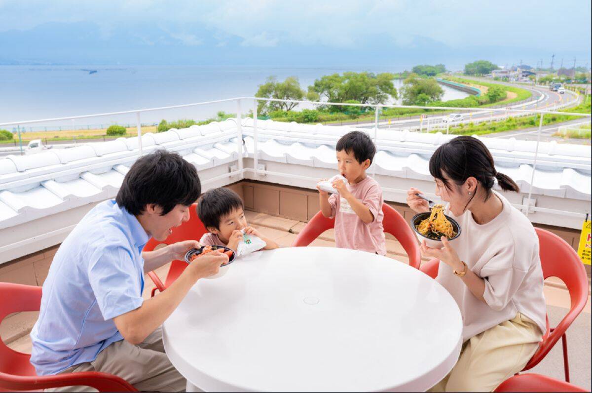 入場無料で明太子1kgが当たる!? 「めんたいパークびわ湖」500万人突破記念祭が熱い！ 1日遊べるキッズパークから限定グルメまで徹底解剖
