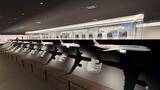 「【2026年最新】羽田空港のJAL工場見学「JAL SKY MUSEUM」完全ガイド！ 大迫力の格納庫や歴代制服、激戦必至な予約のコツとは？」の画像16