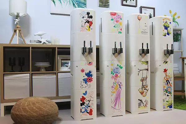 アクアクララ「ディズニー/ピクサーデザイン サーバー」誕生 ミッキーなど4種 トラウデン直美 FUJIWARA 原西 藤本も絶賛 「水ボトルもギャグも再利用 パクリじゃない」